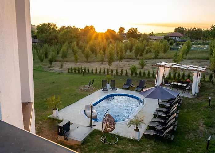 别墅 гардения *